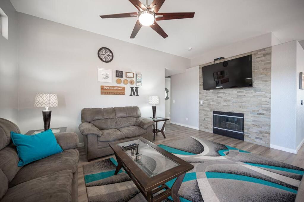 Gorgeous Las Vegas Home With Rv Parking Dış mekan fotoğraf